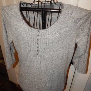 Ladies Eddie Bauer Blouse - Top - Shirt ~~ Button-up neckline ~ Gray ~ Size L